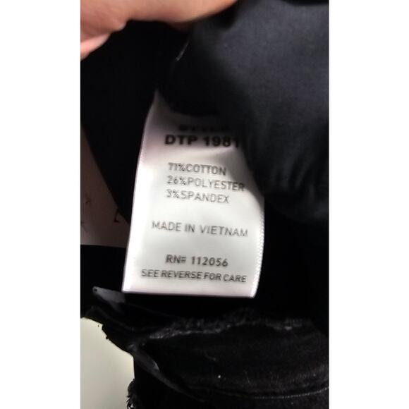 NWT Zenana black stretch grunge black cut off shorts sz M comfort summer emo - Picture 5 of 8